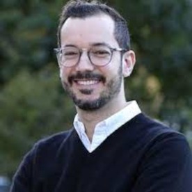 Andrew Burt headshot